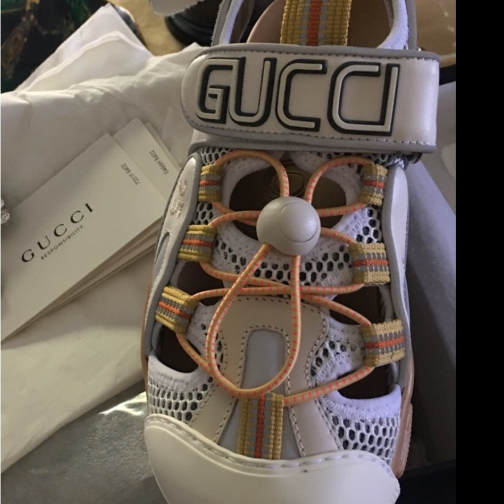 Gucci Tinsel leather sandals fits ladies 7 . No box only dust bag.